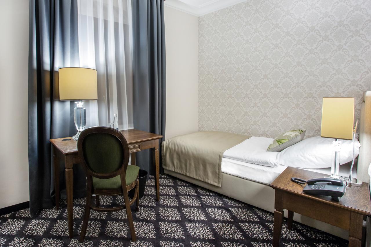 Toszek Hg Hotel מראה חיצוני תמונה